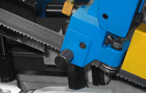 Ferăstrău cu bandă pentru metal PMS 330/330 AN Pilana